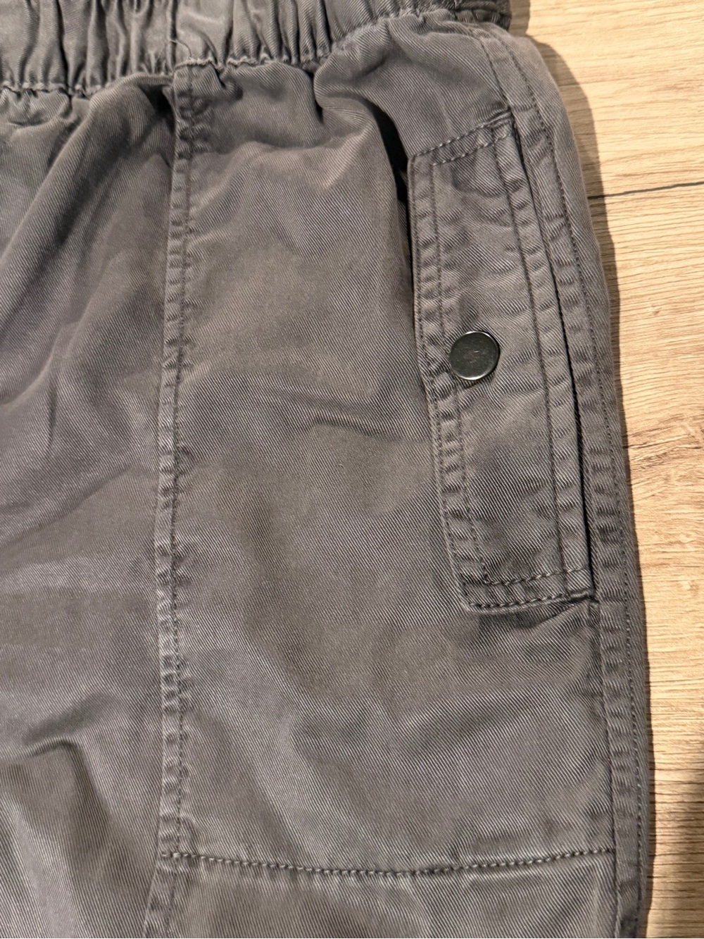 C&C California Women’s Gray Lyocell Utility Cargo Joggers - Soft Tencel Twill - Picture 4 of 7